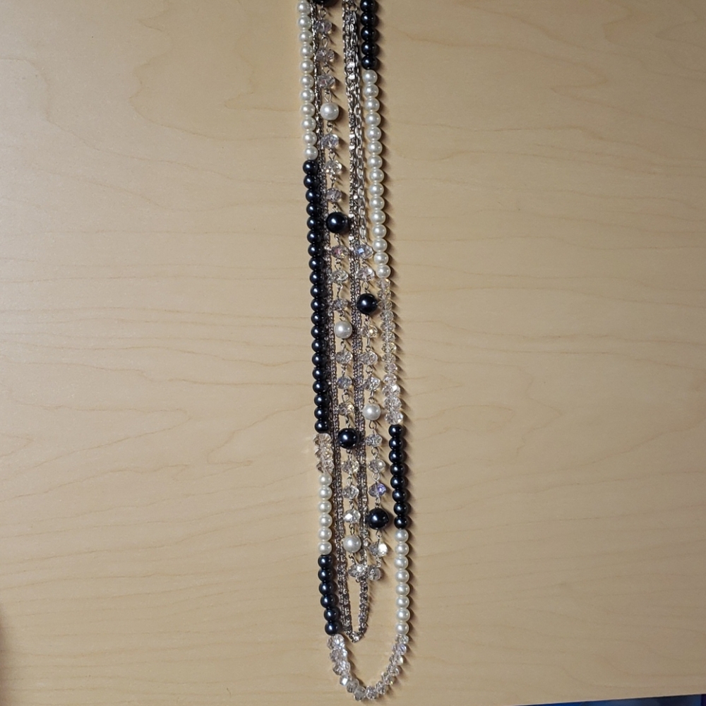 Layered necklace - Picture 7 of 14